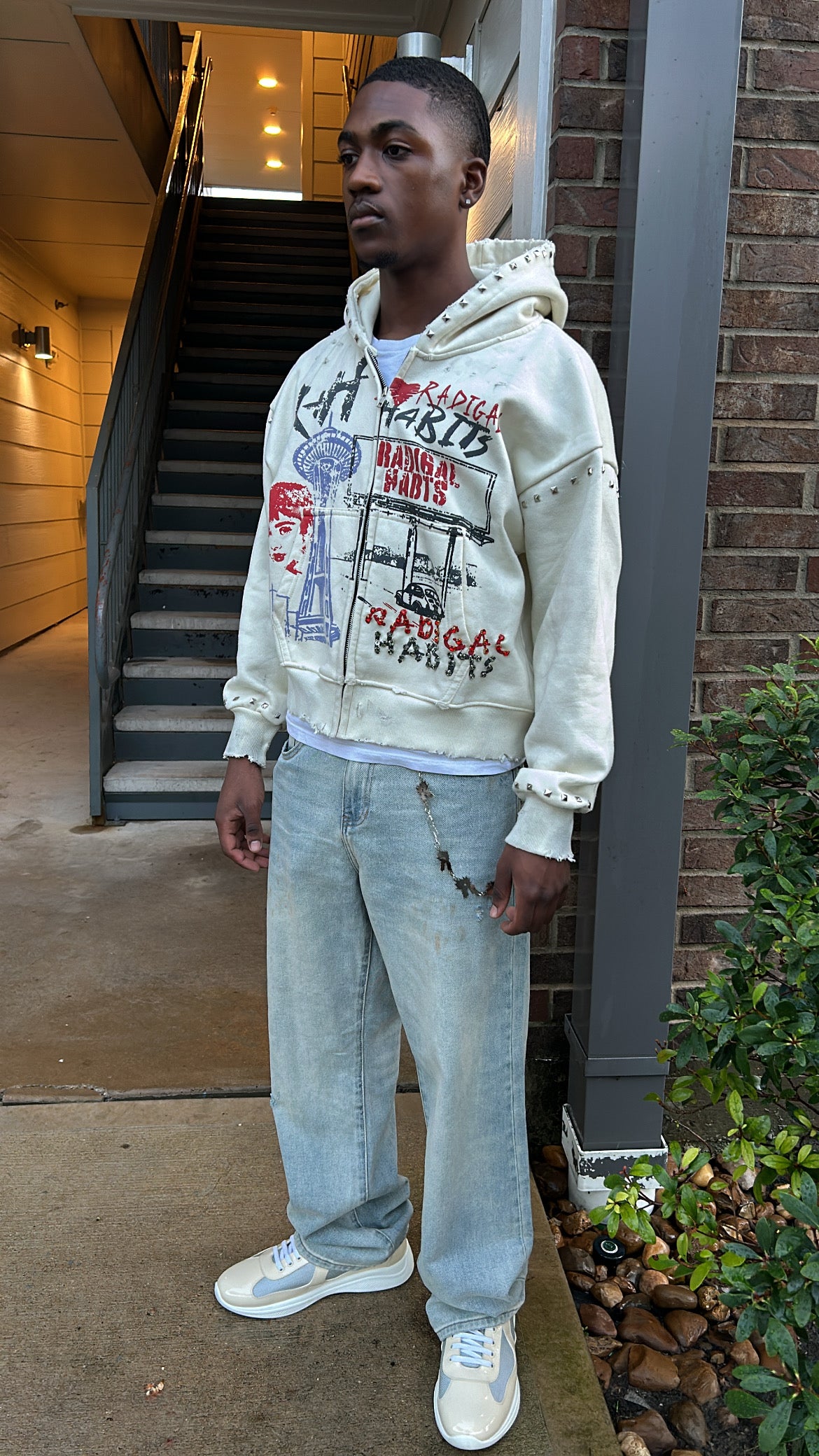 Cream zip up
